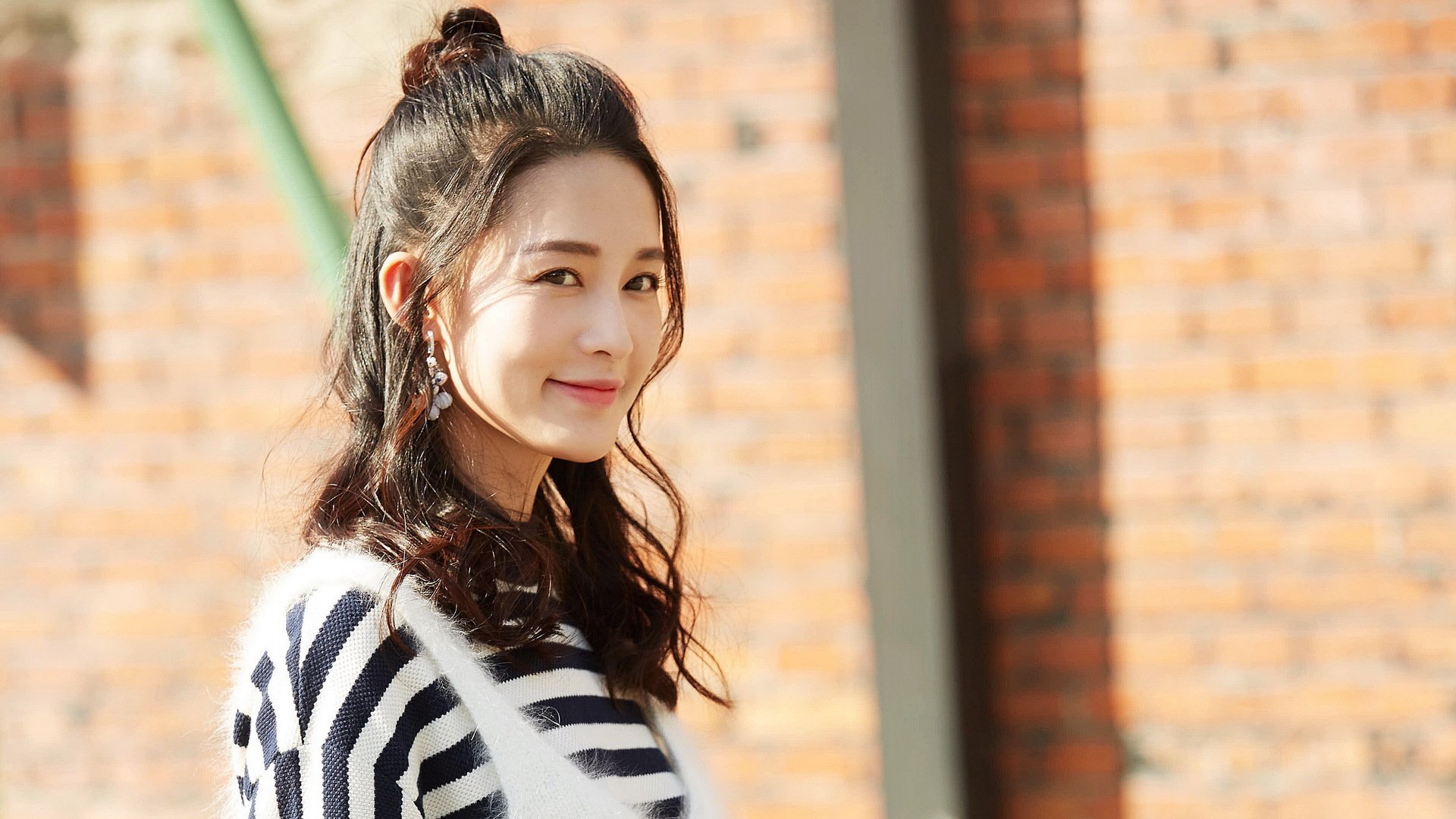 爱游戏体育官网-亚洲杯中国女足晋级 球员默契配合提升，中国女足亚洲杯季军