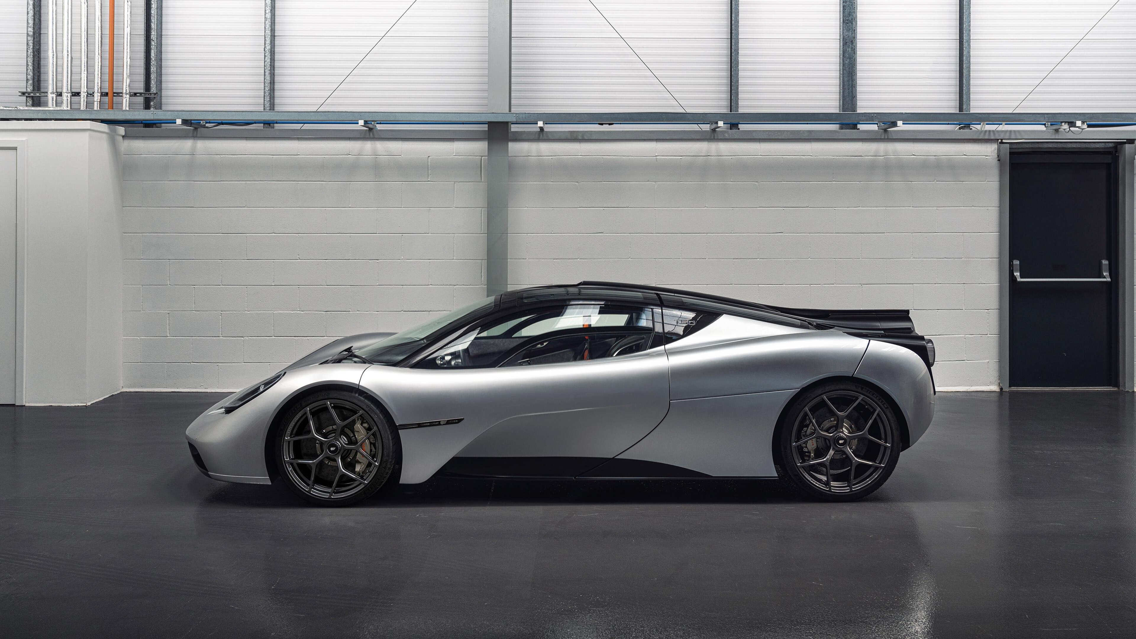 爱游戏ayx-关键赛事即将到来,英格兰、爱尔兰男队谁能脱颖而出?,英格兰对爱尔兰友谊赛